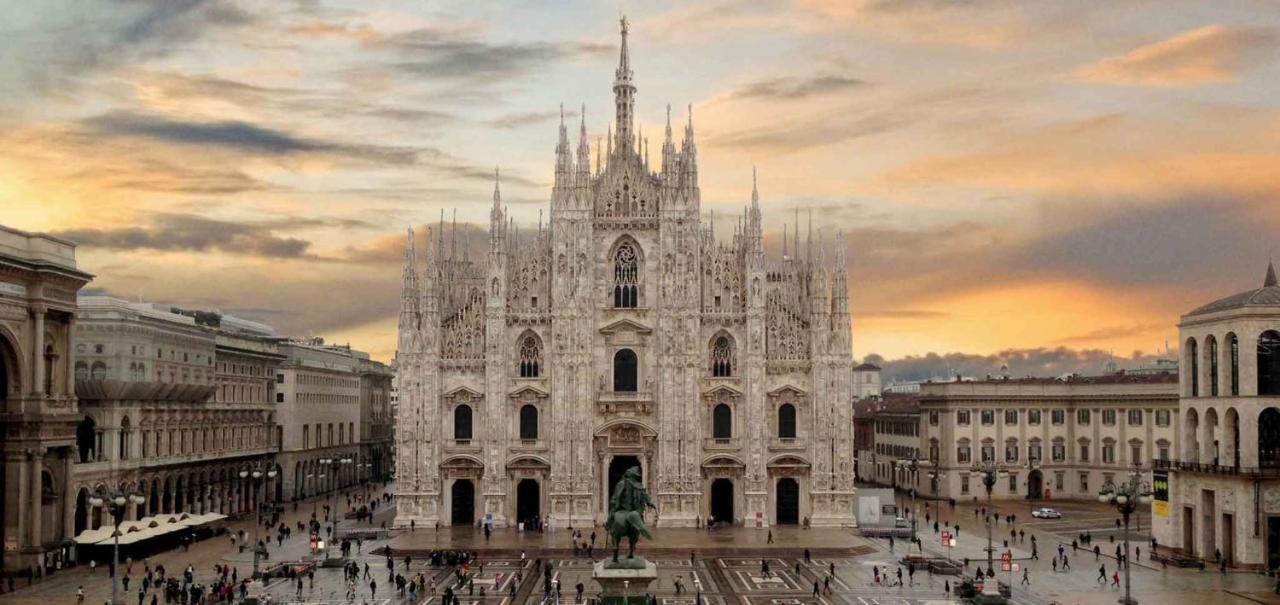 Milano Centro - Heart Of Brera Apartment Bagian luar foto